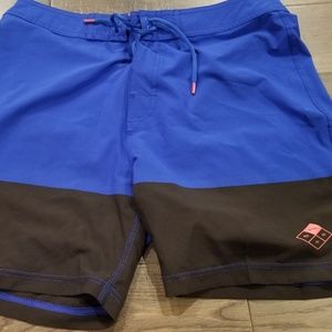 Men's Globe Board shorts size 31